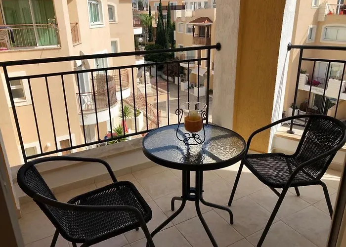 Διαμέρισμα Pafilia Garden *