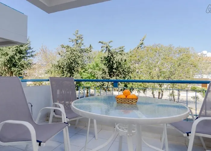 Διαμέρισμα Pafilia Garden *